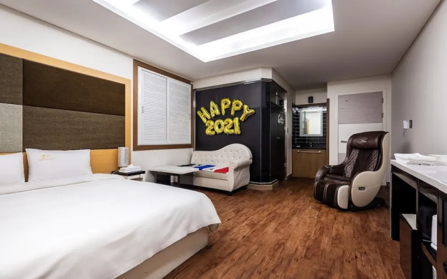 Hotel Galaxy