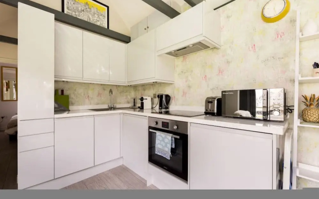 Robin s Nest 1 Bedroom Near Wimbledon