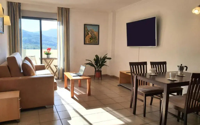 Apartamentos Serrella