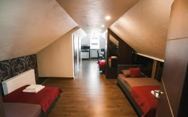 B&B Ghost Nakvyné