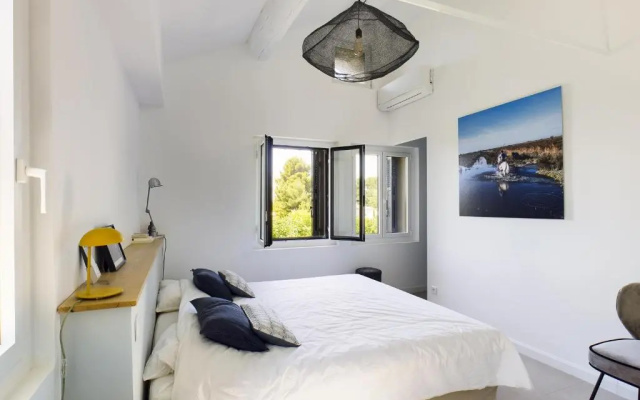Maison Maussane-les-Alpilles, 6 pièces, 8 personnes - FR-1-599-42