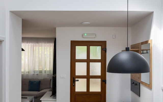 Apartment Thon - One Bedroom Apartment With Terrace and Garden View