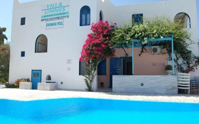 Limnes Villas