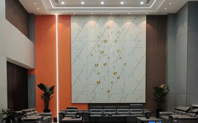 Chifeng Jindu Holiday Hotel (Wanda Plaza)