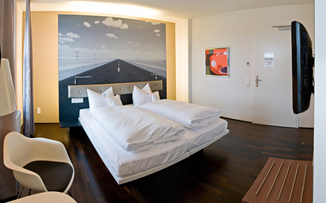 V8 Hotel Motorworld Region Stuttgart, BW Premier Collection