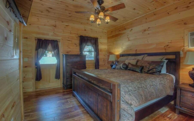 Spyglass by Escape to Blue Ridge