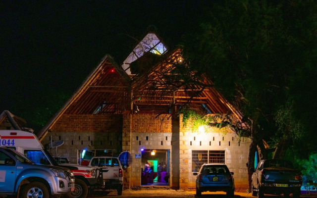 Western Sands Hotel