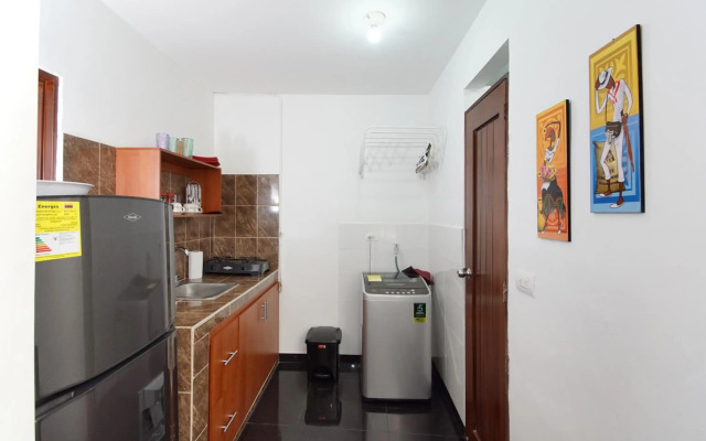 cozy apartment excellent location, air conditioning