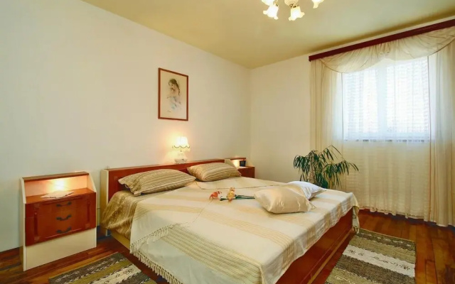 Awesome Home in Groznjan With Wifi and 1 Bedrooms