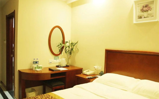 GreenTree Inn Anhui Hefei Changfeng Shuangfeng Industrial Park Express Hotel