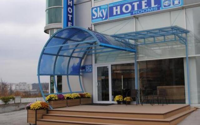 Sky Hotel Велико Тырново вид на фасад