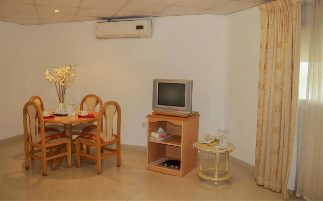 Golden Beach Motel