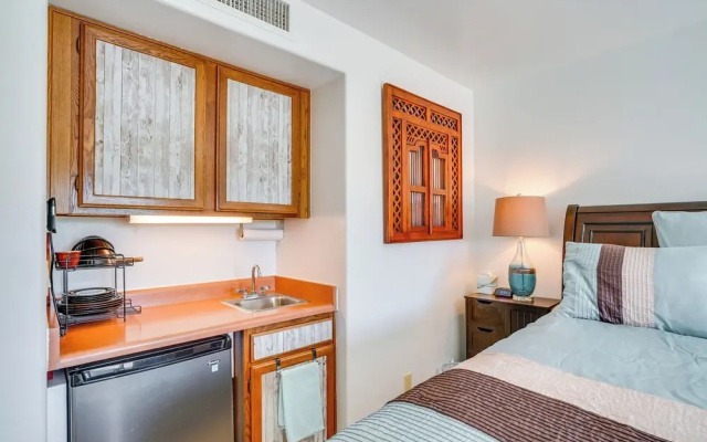 Scenic Tucson Vacation Rental w/ Patio & Grill!
