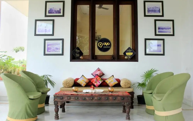 Devraj Villa-A Luxury Homestay with Pool