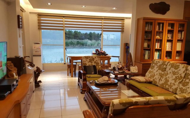 Jiuzhian Apartment