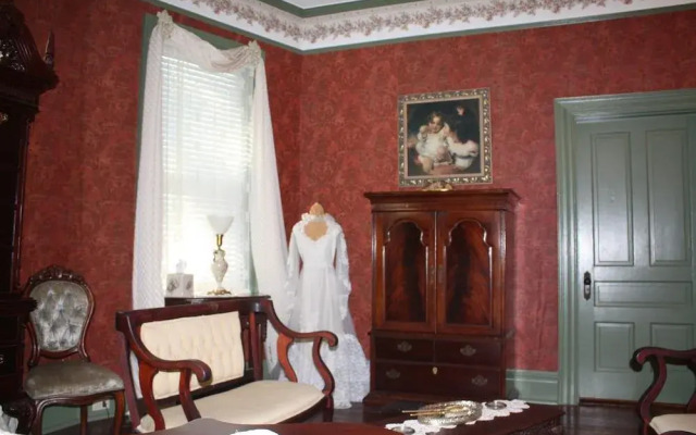 McFarlin House B&B