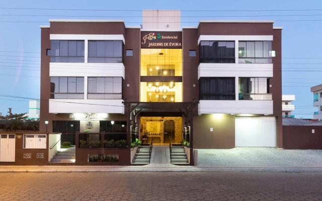 Aluguel Apartamento Duplex 14 P/ 5 Pessoas Bombas/sc