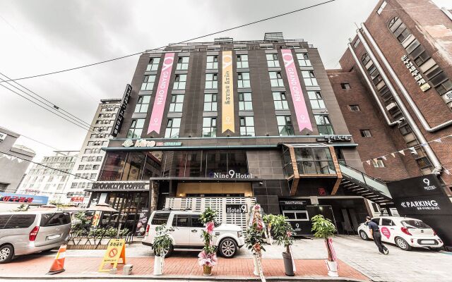 Hotel 9 in Dongdaemoon вид на фасад