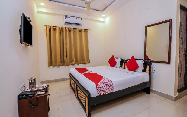 OYO 15928 Hotel Midtown