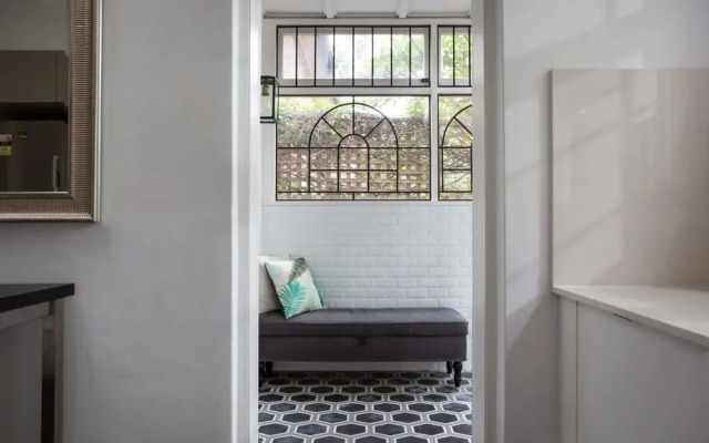 Elegant 3-bed Heritage House With Swimming Pool