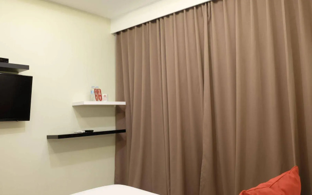 ZEN Rooms Malate Robinsons