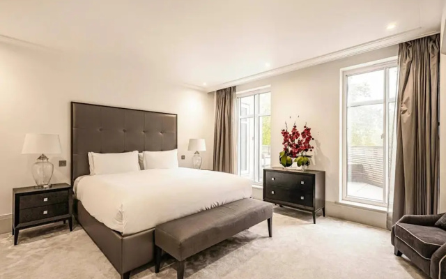 Large Mayfair Home Huge Terrace Concierge