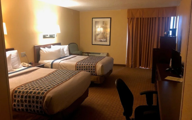 Richmond Suites Hotel