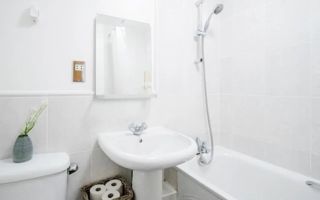 WelcomeStay Vauxhall St Georges Wharf 2 Bedroom Apartment