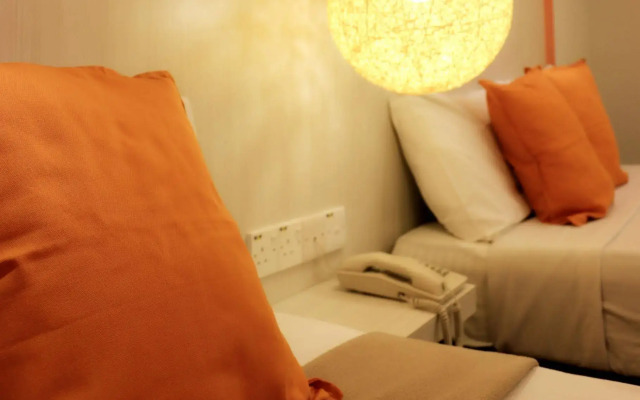 Super OYO 761 City Hotel