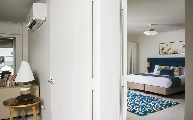 1770 Lagoons Central Apartment Resort