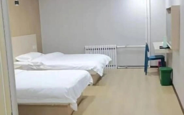 Qiqiaowu Hotel Xinfadi Subway Station