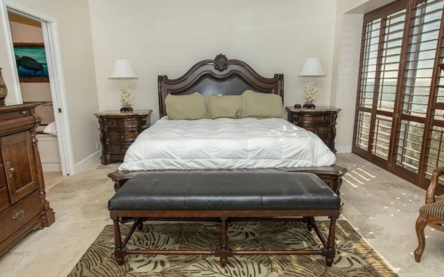 Oceania 407 3 Bedroom Condo by RedAwning