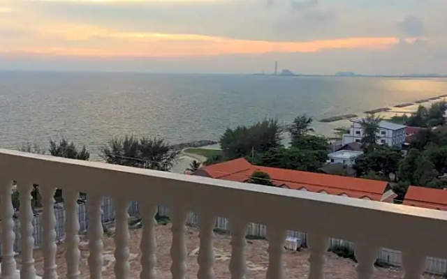 PMY Beach Resort