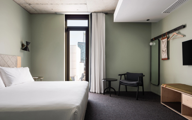 Alex Hotel