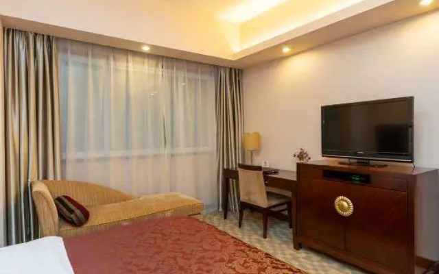 Huatong Hotel