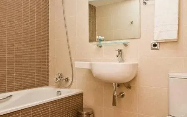 Apartamentos Estartit Costa