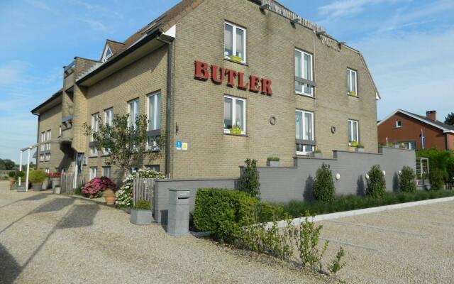 Отель Butler Бельгия, Зуенкерке - отзывы, цены и фото номеров - забронировать отель Butler онлайн вид на фасад