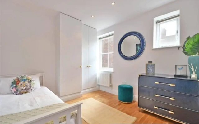 Luxury 3-bed Huge Garden Great Transport Links
