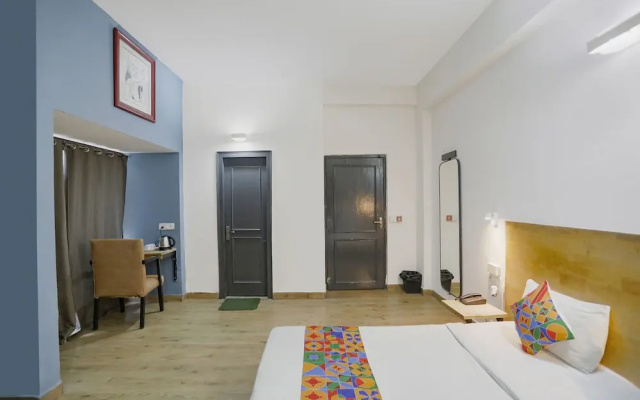 FabHotel F9 Noida Sector 51