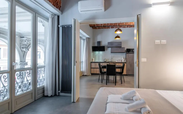 Queen Apartment in Torino