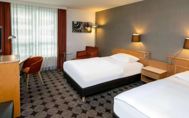 Mövenpick Hotel Nuernberg Airport