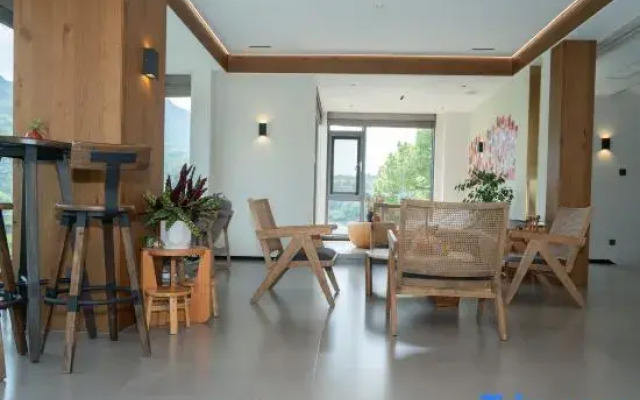 Laijia Homestay
