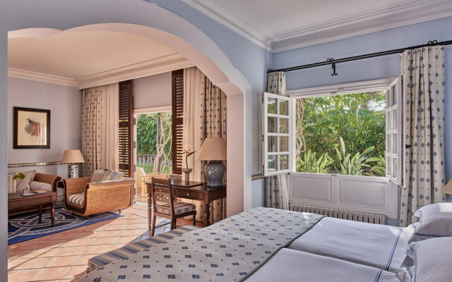 Seaside Grand Hotel Residencia