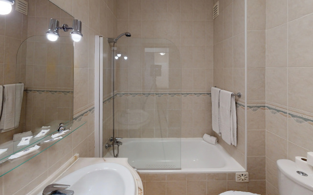 Praia da Lota Resort - Hotel & Apartments