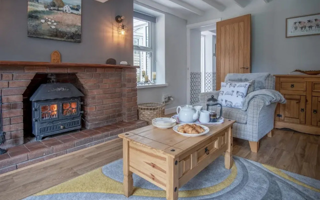 Wern Y Glais - 2 Bedroom Cottage - Glais