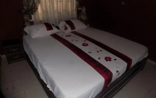 Fortune Exclusive Hotel