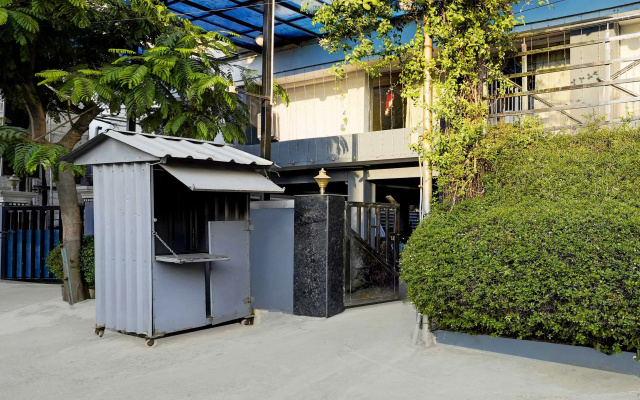 Townhouse Oak Pallikarani Near Balaji Dental College