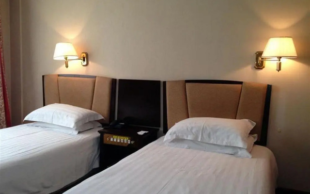 Qi Dong Grand Hotel