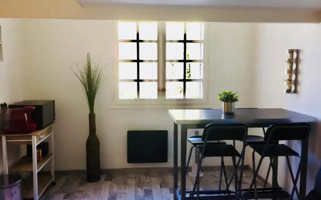 Studio 4 personnes avec piscine, tennis