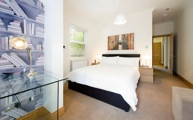 Cozy City Retreat in London